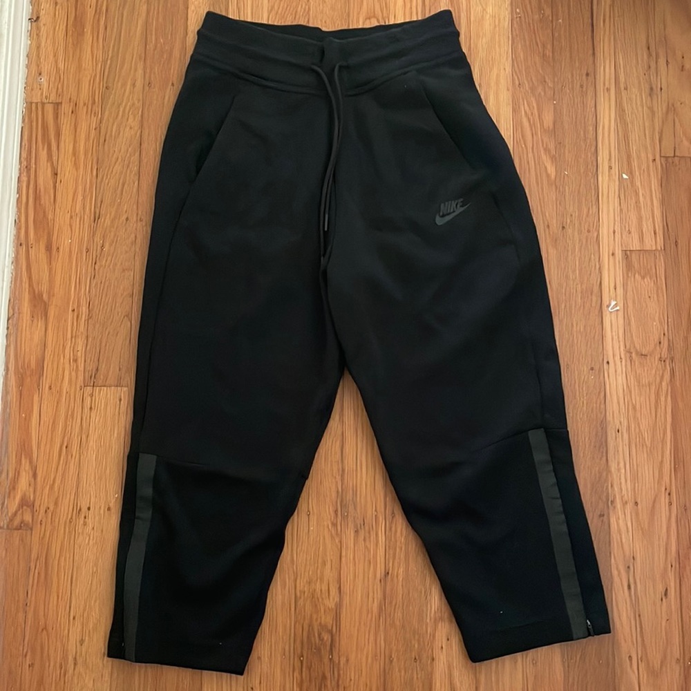 Nike capri wide leg pants size XS